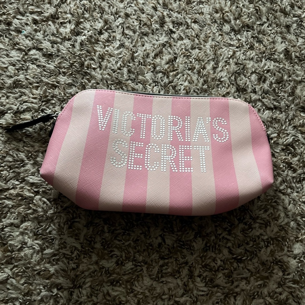 Victoria’s Secret makeup bag